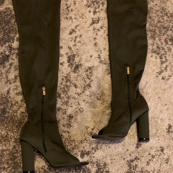 Simmi London Knee High Boots - Picture 2 of 4